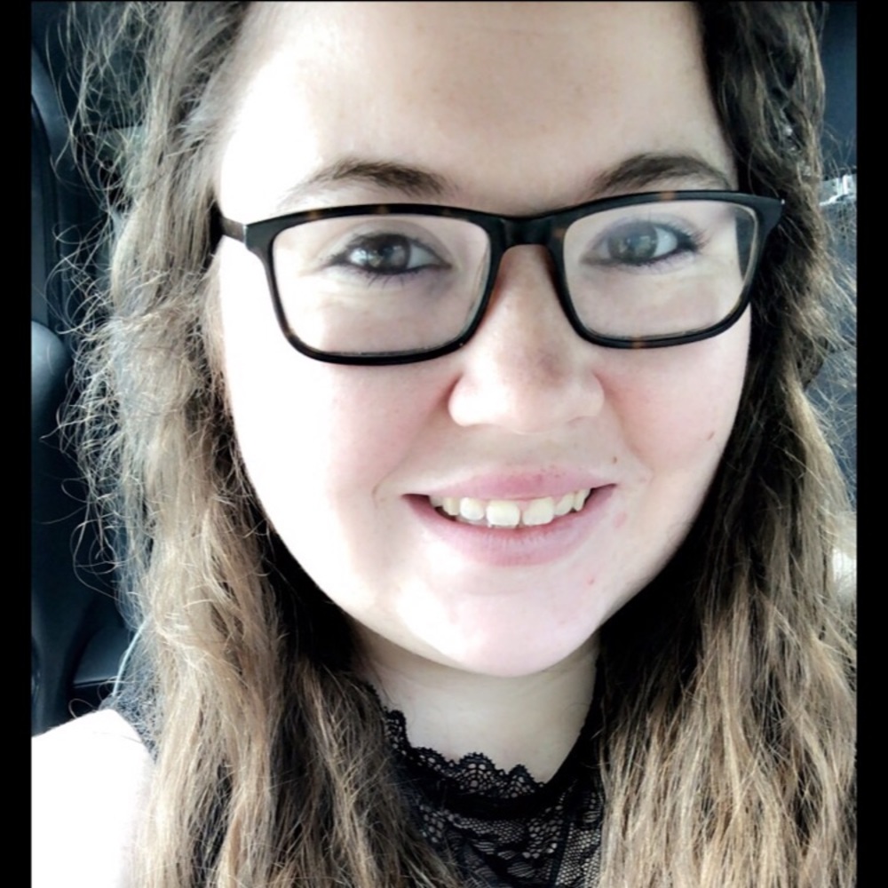 Meet your Posher, Lauren